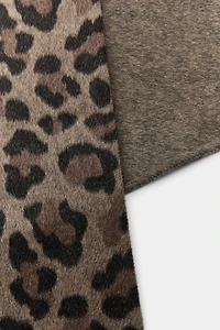 ANIMAL PRINT WOOL BANDANA