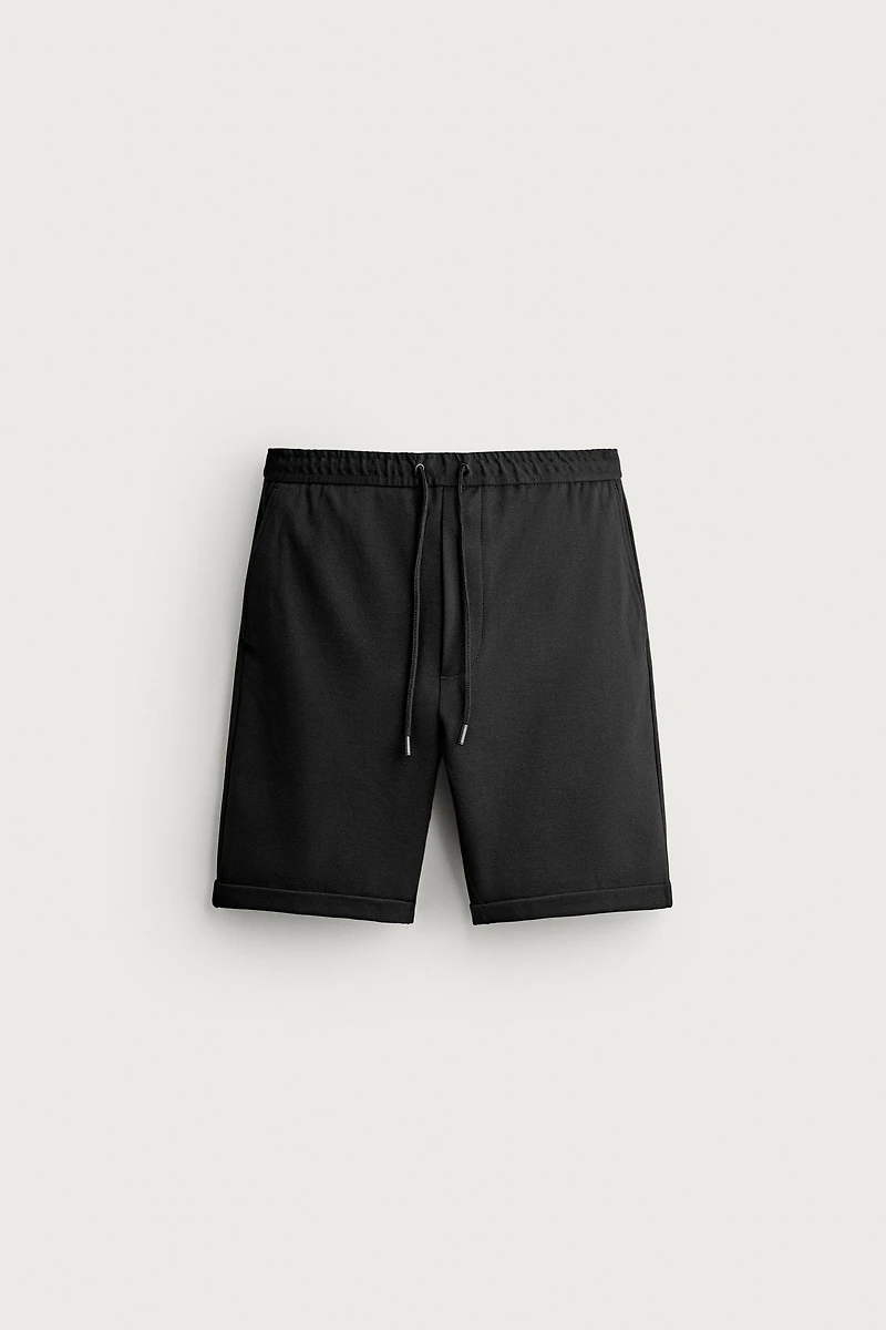 COMFORT REGULAR FIT SHORTS