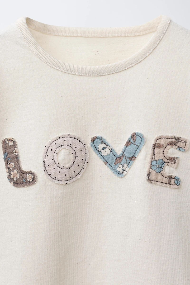 PATCH TEXT T-SHIRT