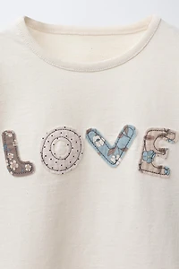 PATCH TEXT T-SHIRT