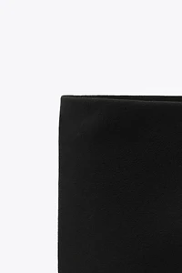 TEXTURED MIDI SKIRT