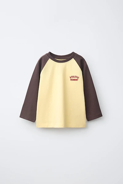 EMBROIDERED TEXT RAGLAN SLEEVE T-SHIRT
