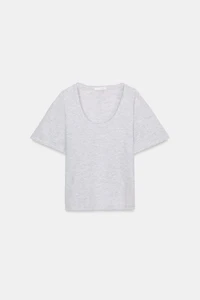 T-SHIRT COL PLONGEANT MANCHES COURTES