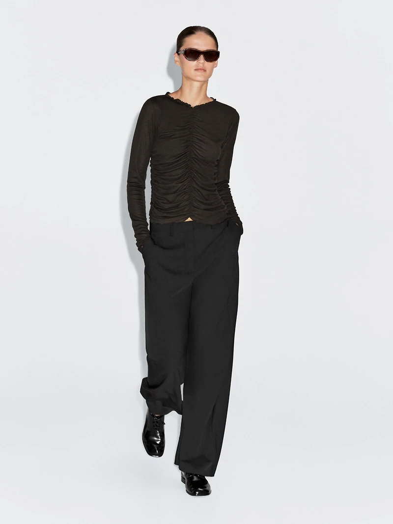 Gathered long sleeve T-shirt