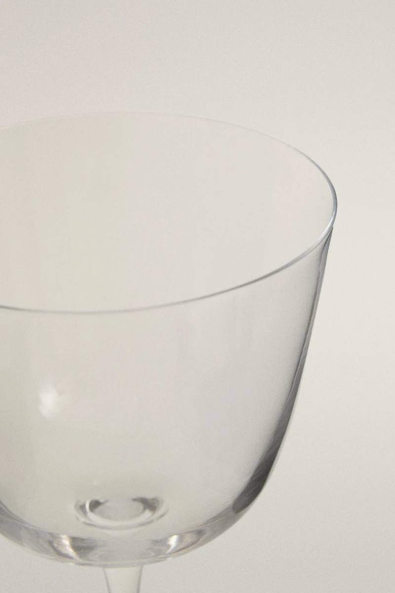 VERRE À VIN CRISTALLIN BASE PLATE