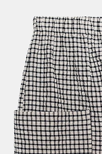 PANTALON À TAILLE ÉLASTIQUE ET CARREAUX