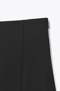 HIGH-WAISTED MINI SKIRT