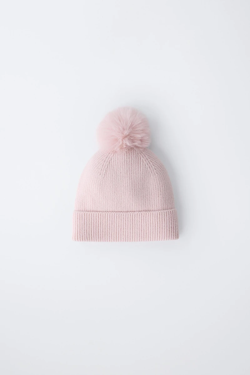 KNIT POMPOM HAT
