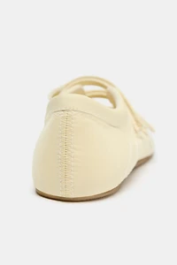 SATIN EFFECT TOPSTITCHED BALLET FLATS