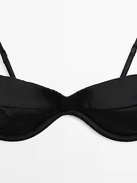 Bandeau top with underwire and seam detail