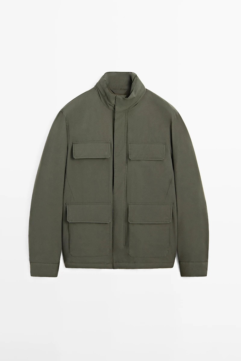 Water-repellent puffer jacket with pockets