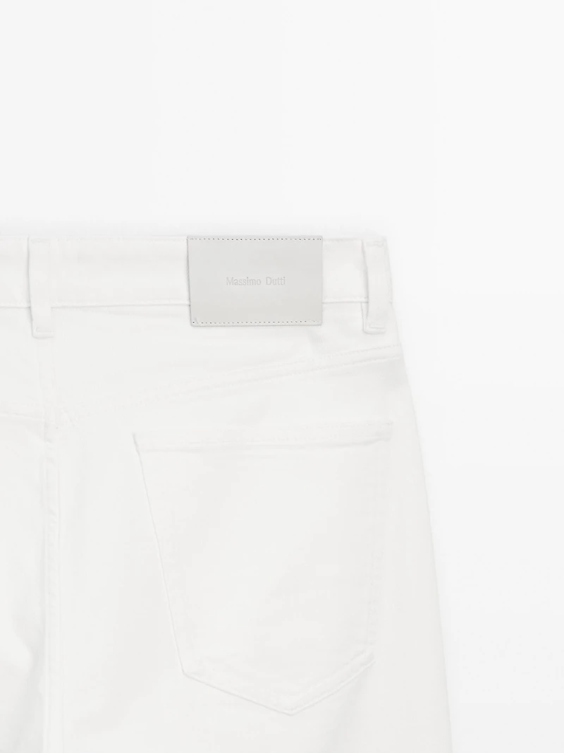 Slim fit jeans
