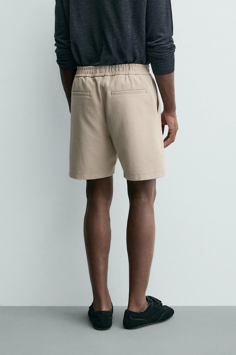 COMFORT TEXTURED SHORTS