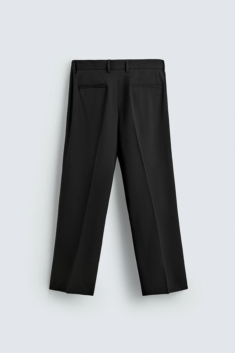 FLOWY FLARE FIT PANTS