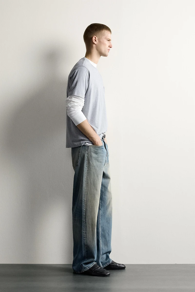 LOOSE FIT JEANS