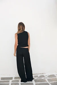 TEXTURED STRAIGHT LEG PANTS