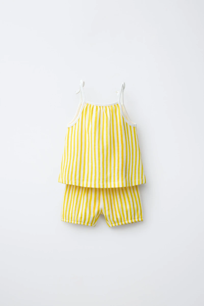 STRIPED T-SHIRT AND BLOOMER SET