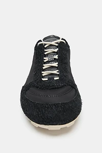 SOFT RUNNING SNEAKERS