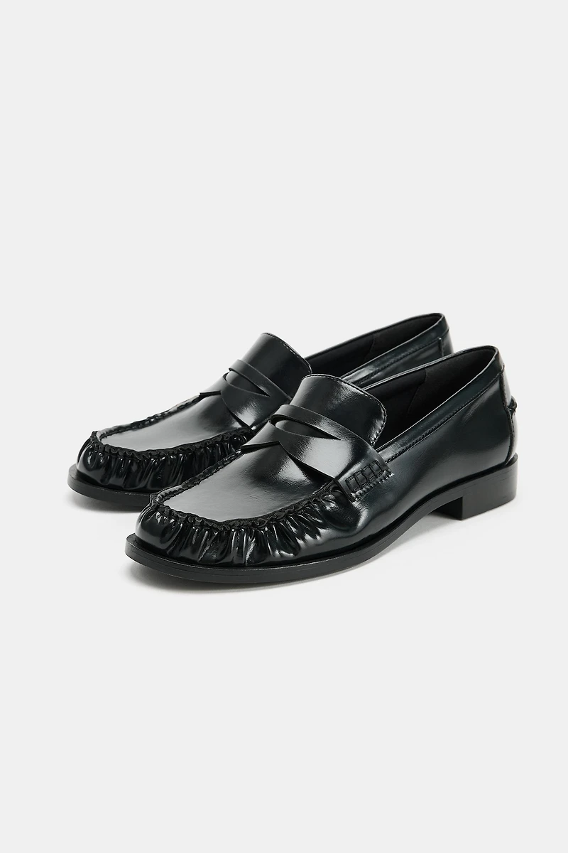 MOCASSINS EFFET VERNI
