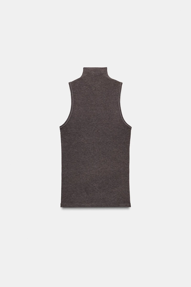 MOCK NECK SLEEVELESS TOP