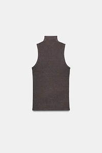 MOCK NECK SLEEVELESS TOP