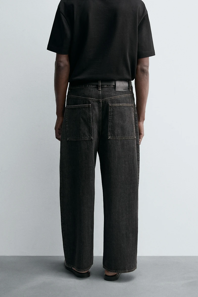 WIDE FIT JEANS