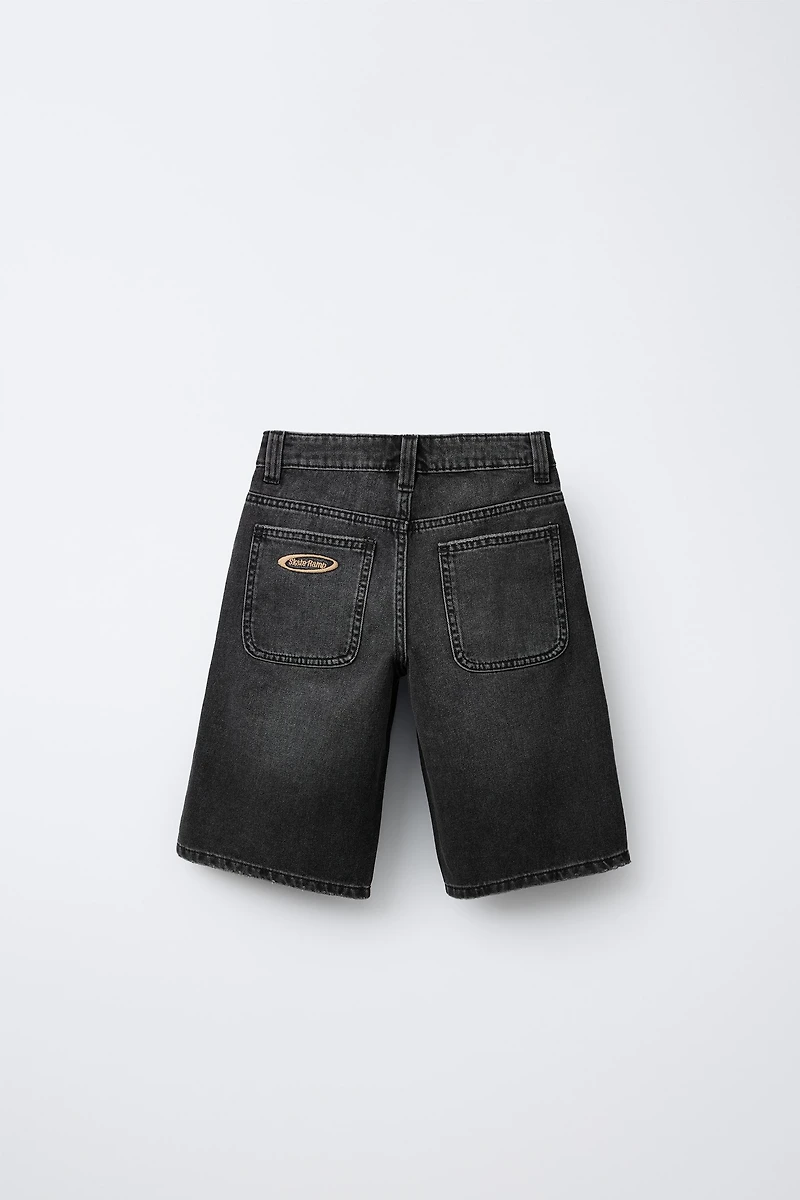 WIDE FIT DENIM SHORTS