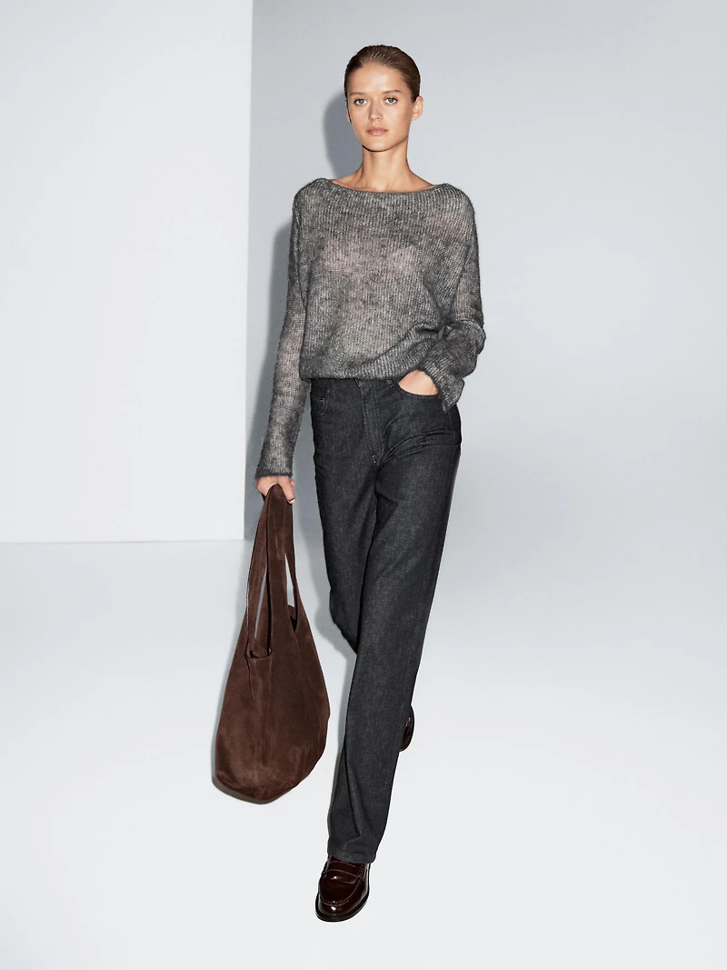 Short knit alpaca and wool sweater