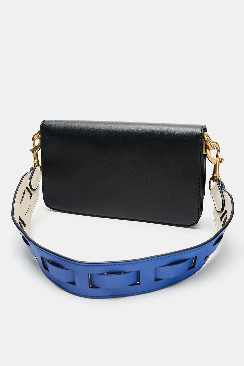 CROSSBODY BAG WITH STRAP DETAIL