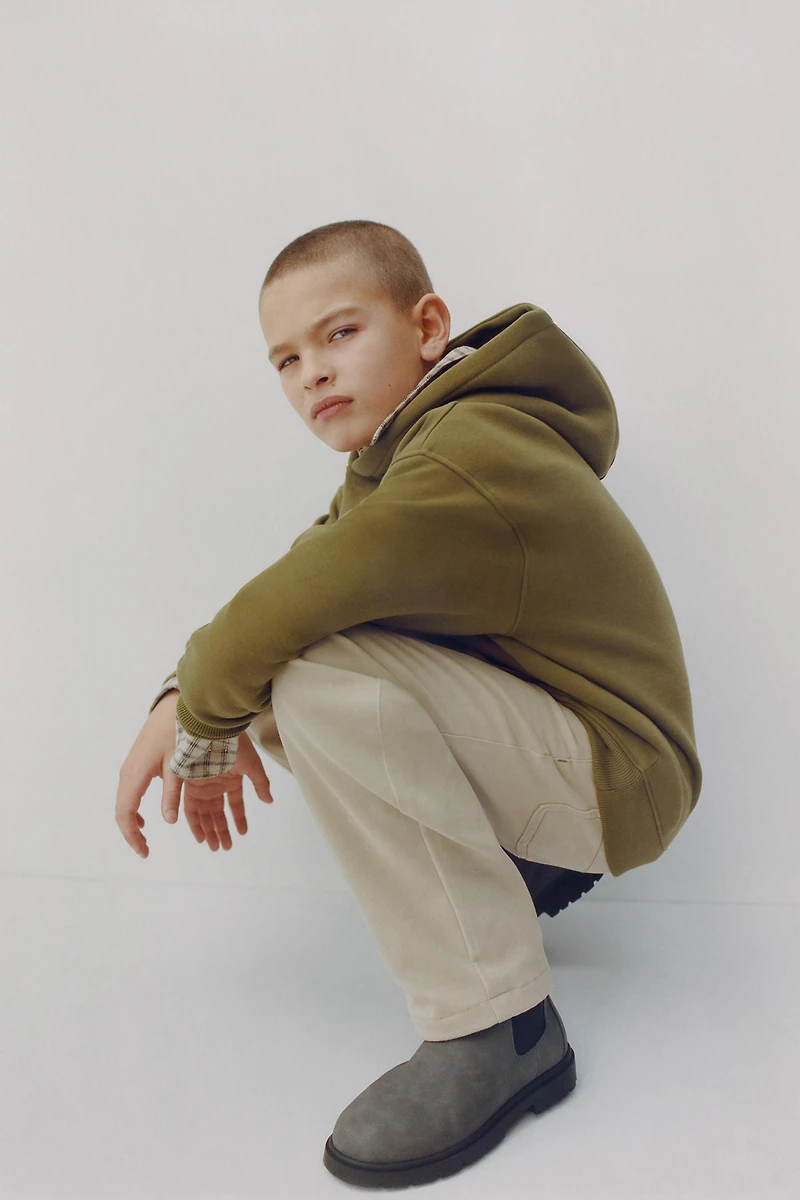 EMBROIDERED TEXT HOODIE