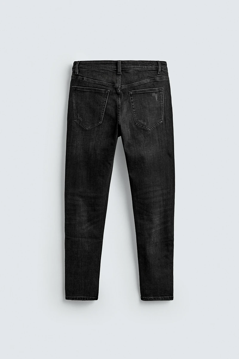 RIPPED SKINNY FIT JEANS