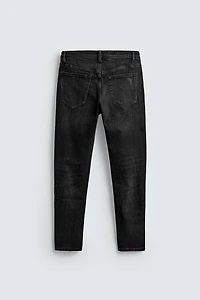 RIPPED SKINNY FIT JEANS