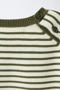 STRIPED KNIT SWEATER