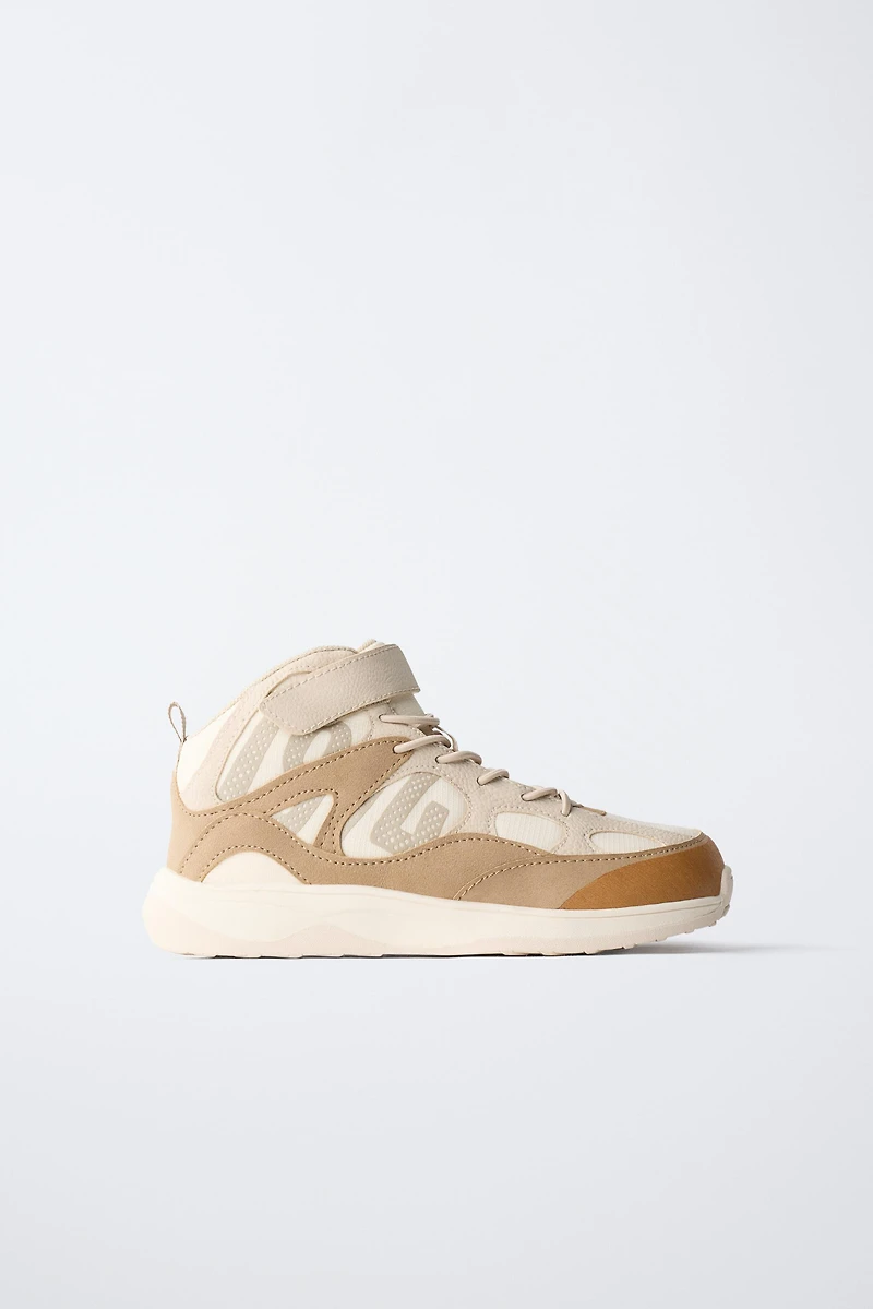 CONTRAST HIGH-TOP SNEAKERS