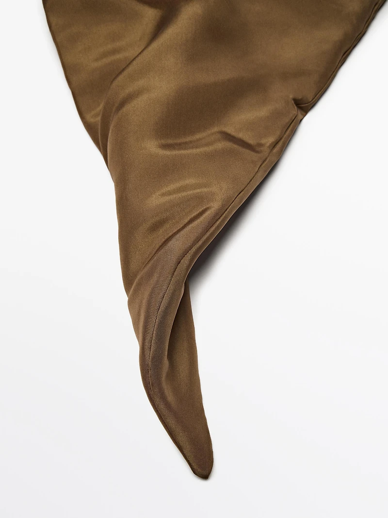Bandana matelassé 100 % soie
