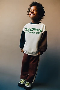 TEXT RAGLAN SLEEVE SWEATSHIRT