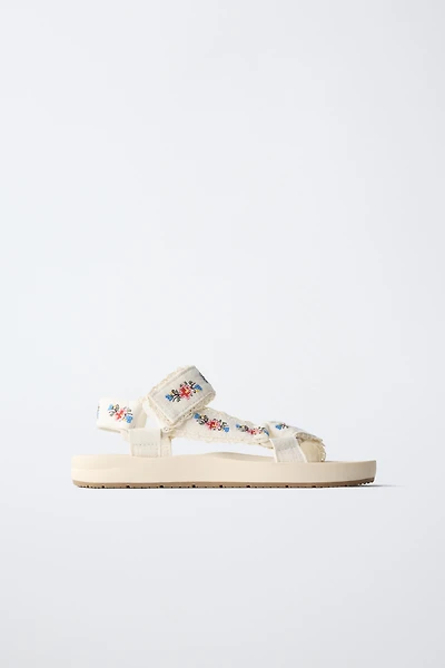EMBROIDERED TECHNICAL SANDALS