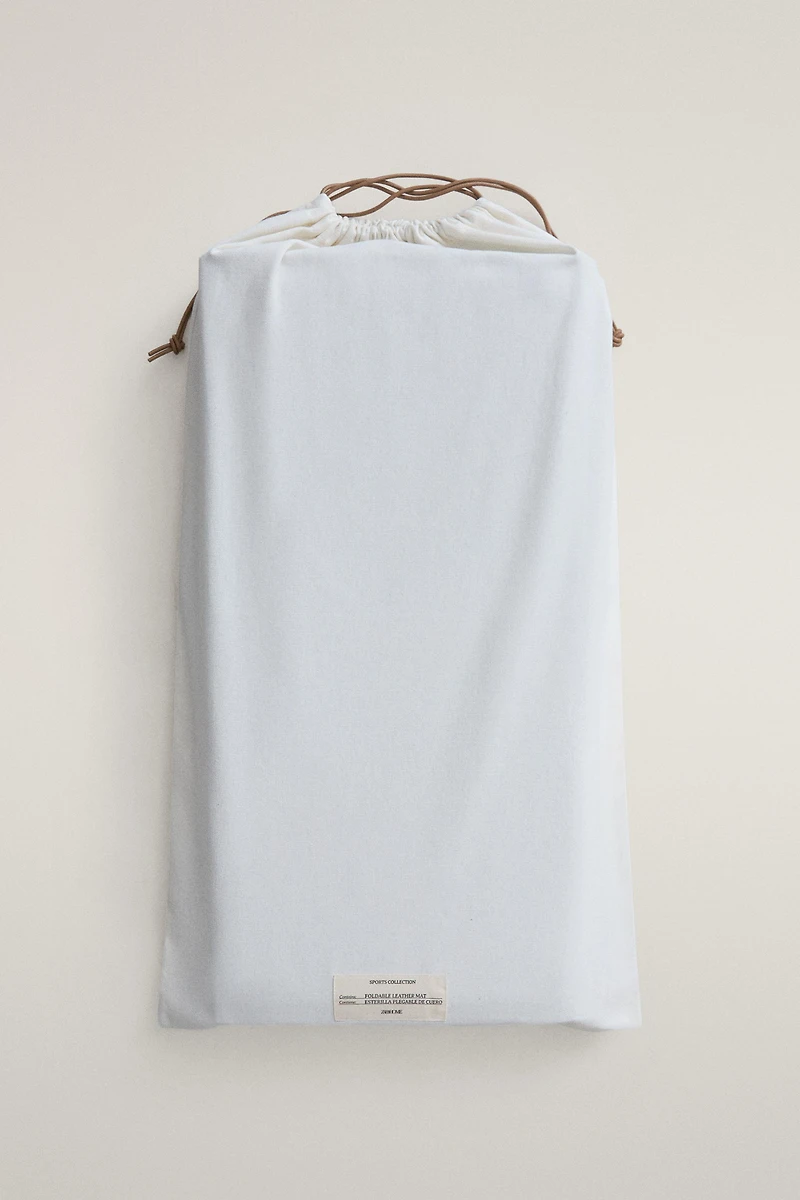 FOLDABLE LEATHER YOGA MAT