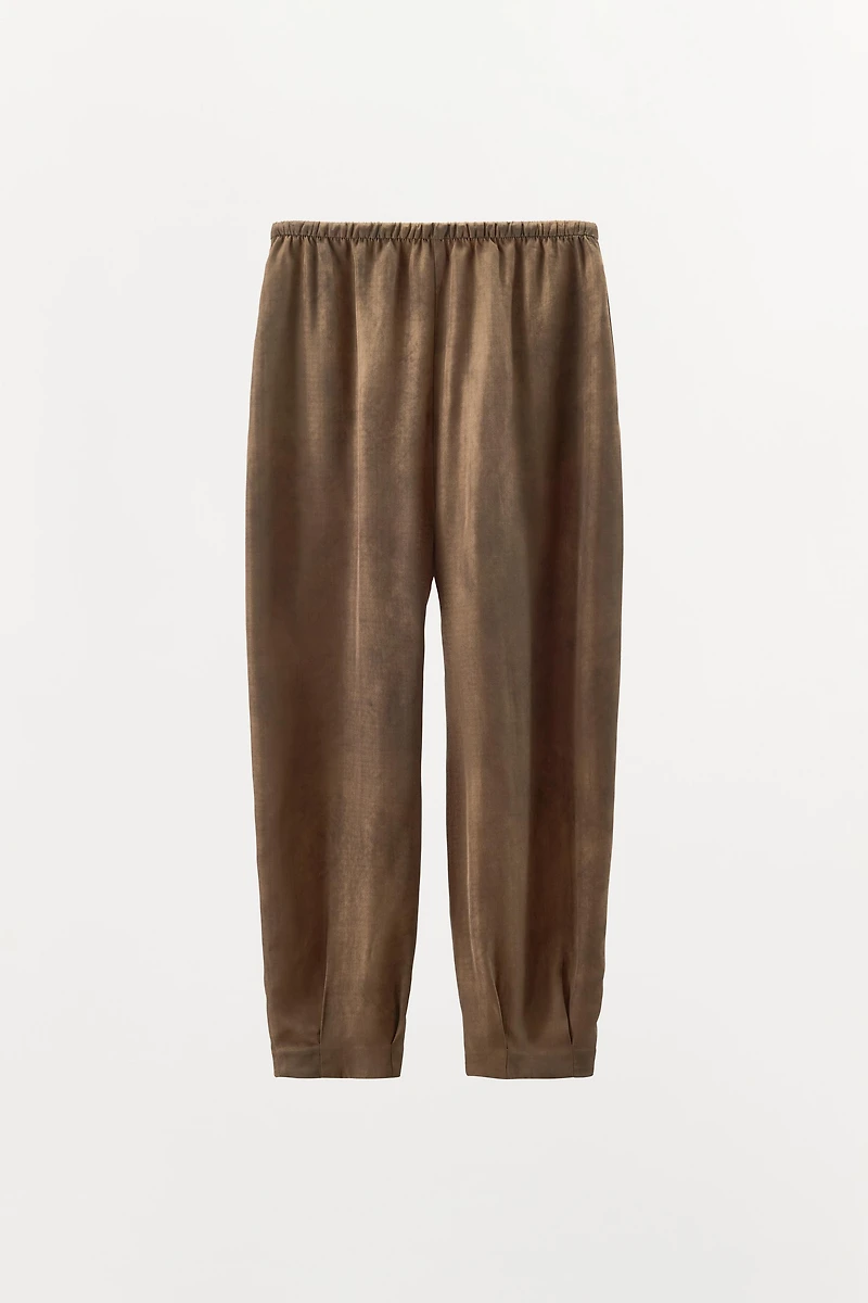 VOLUME PRINTED PANTS