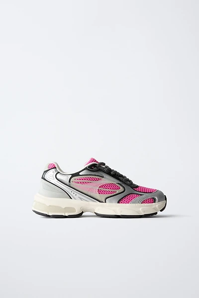 MESH SNEAKERS