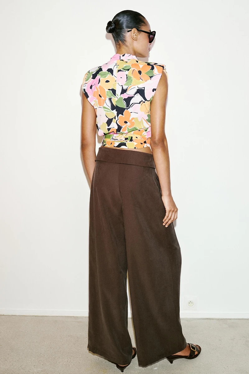 PLEATED PANTS WITH FOLD-OVER WAIST