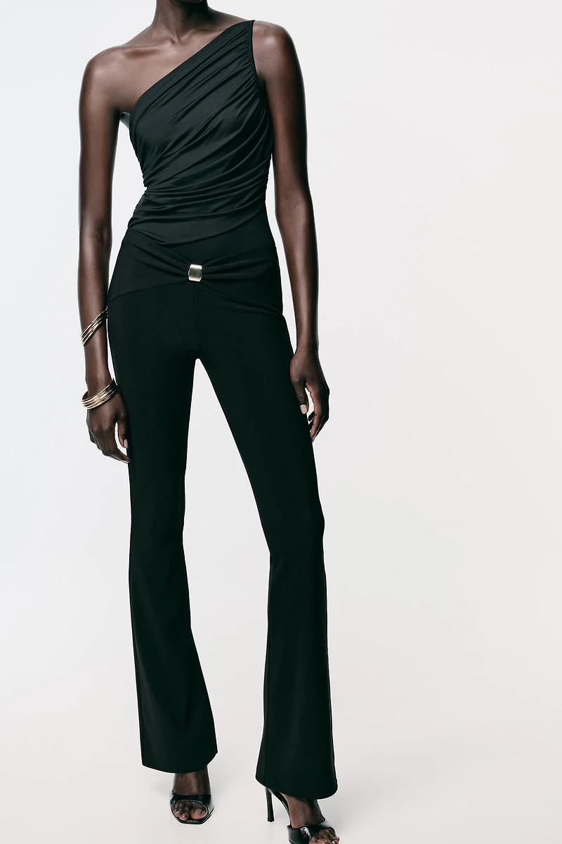 METAL APPLIQUÉ LEGGINGS