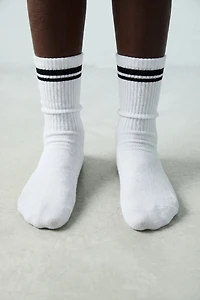 THREE-PACK OF SPORTY STRIPED HIGH SOCKS