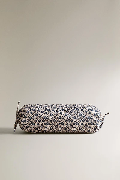 KIDS' FLORAL CUSHION