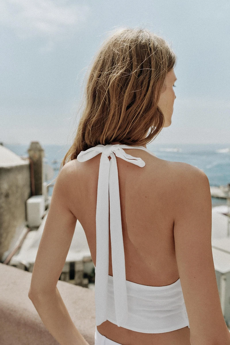 TOP HALTER VOLANTS