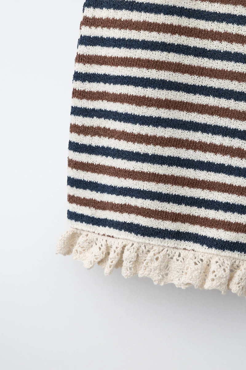 KNIT STRIPED SHORTS