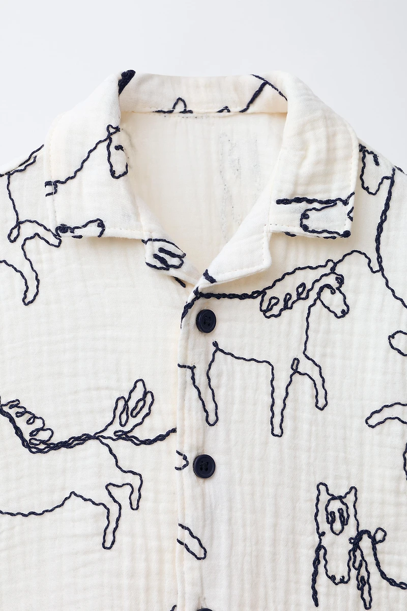 HORSE EMBOSSED PRINT TEXTURED SHIRT