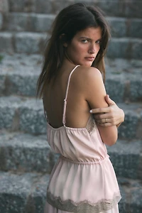 FLORAL LACE SATIN EFFECT TOP