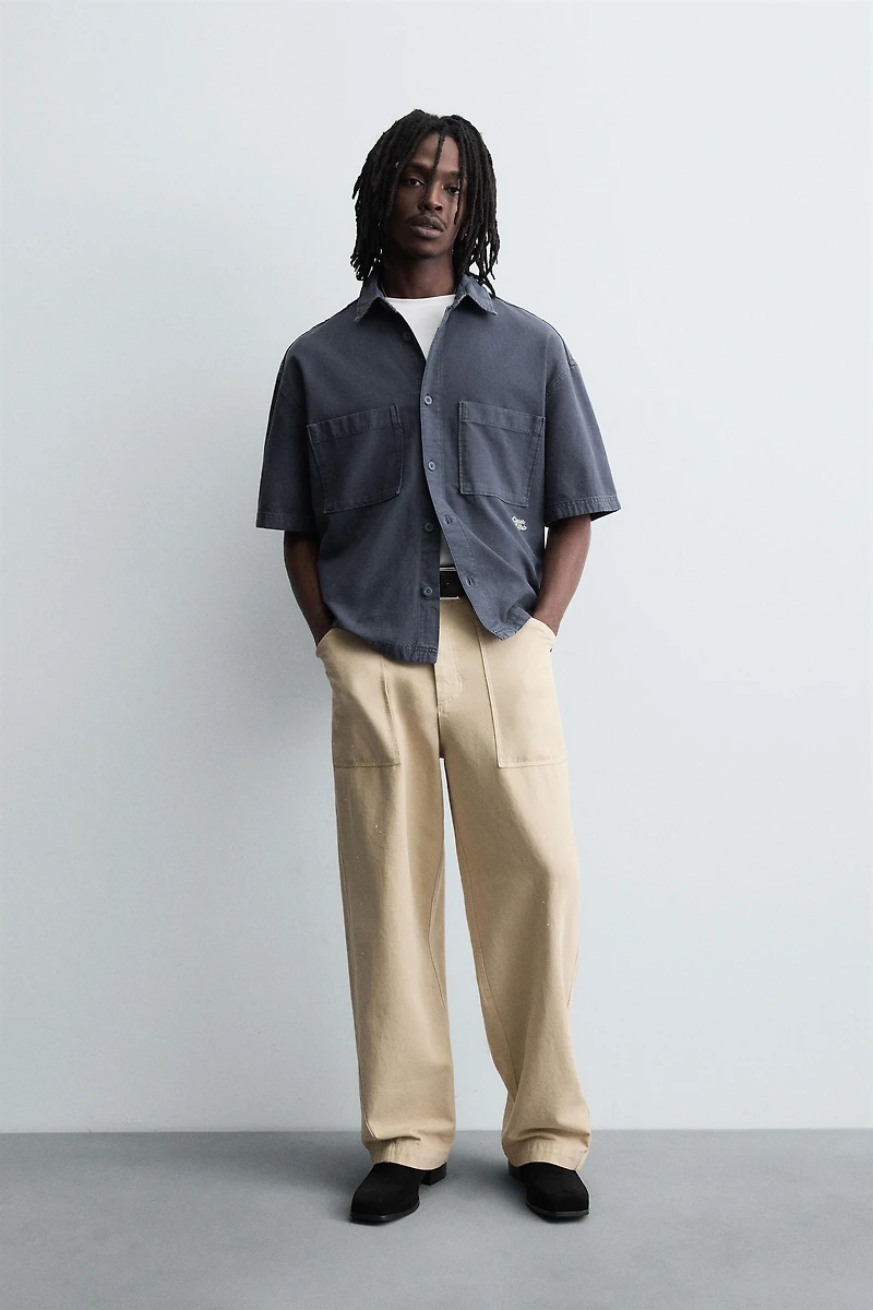 CONTRAST EMBROIDERY SHIRT