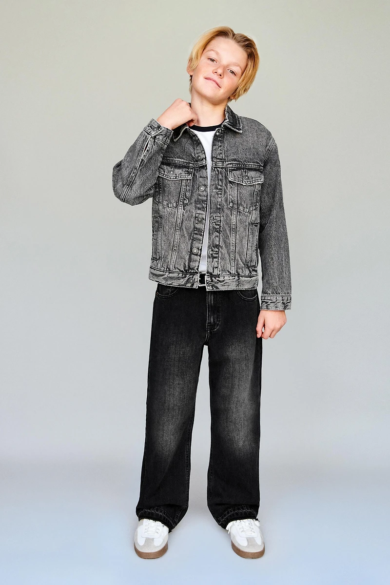FLARE FRAYED JEANS